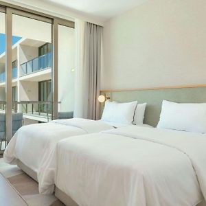 Deluxe Twin Room Balcony Resort View